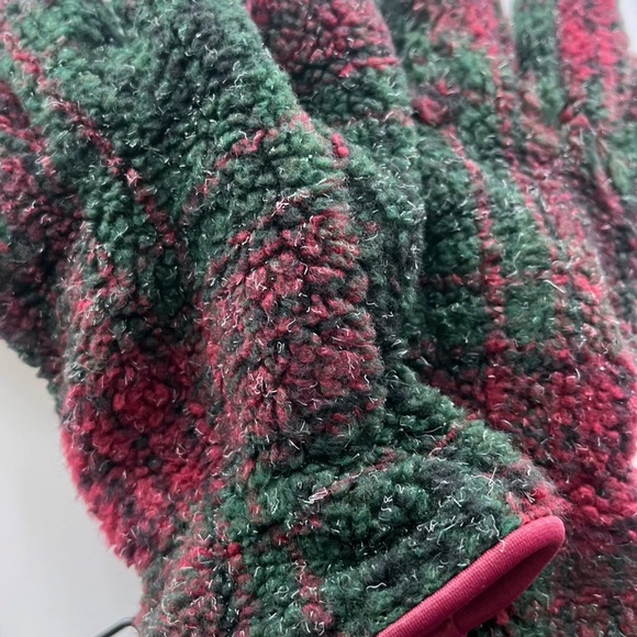 Vintage Gap • Kids Fuzzy Plaid Hooded Pullover and Glove Set - Picture 6 of 7